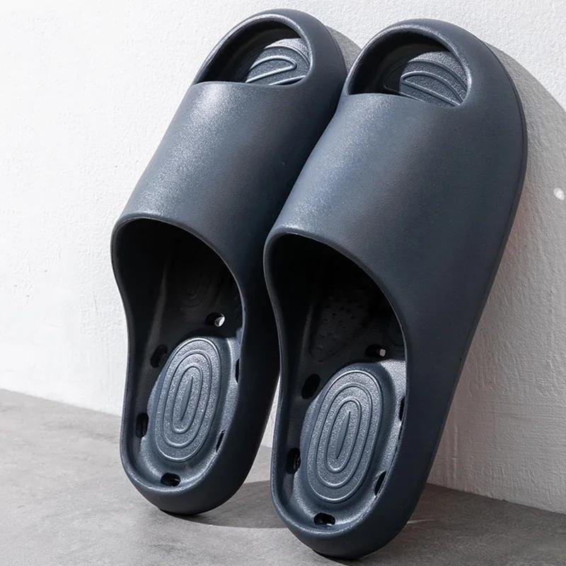 

Модные домашние тапочки для женщин Нескользящие тапочки Женские тапочки на мягкой подошве на платформе Пара домашних тапочек Летние удобные на каблуке Женские сандалии 36-37 чёрный