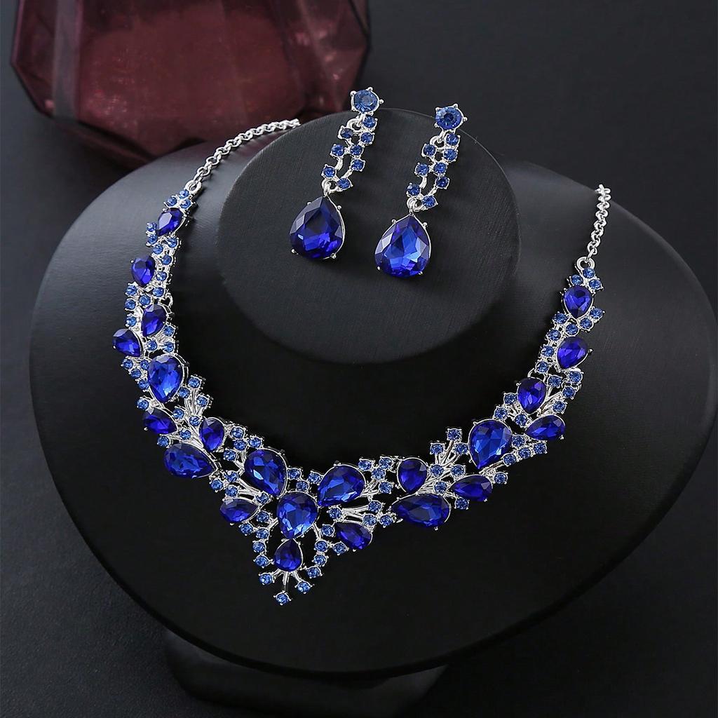 Retro Design European and American Crystal Gemstone Necklace Earrings Set Exquisite Design Fashion Temperament Bridal Jewelry 2026