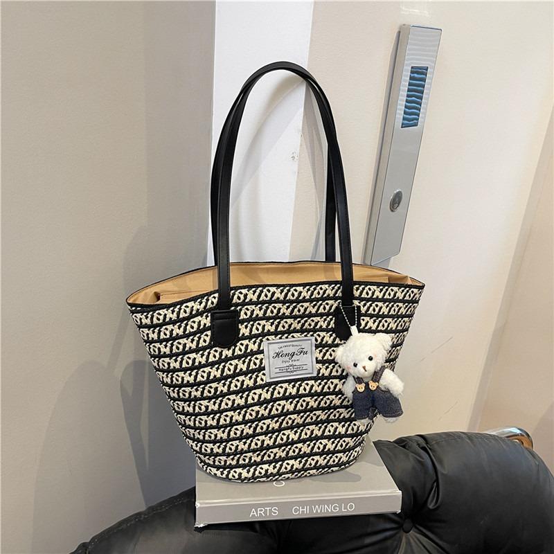 Large Capacity Lazy Wind Women's Bag New Summer Seaside Portable Shoulder Bag Woven Commuter Tote Bag