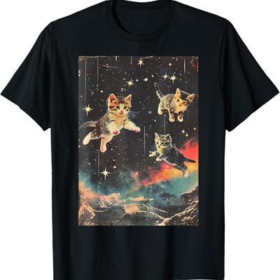 Funny Kittens Cat In Space Cute Vintage Art Retro T-Shirt
