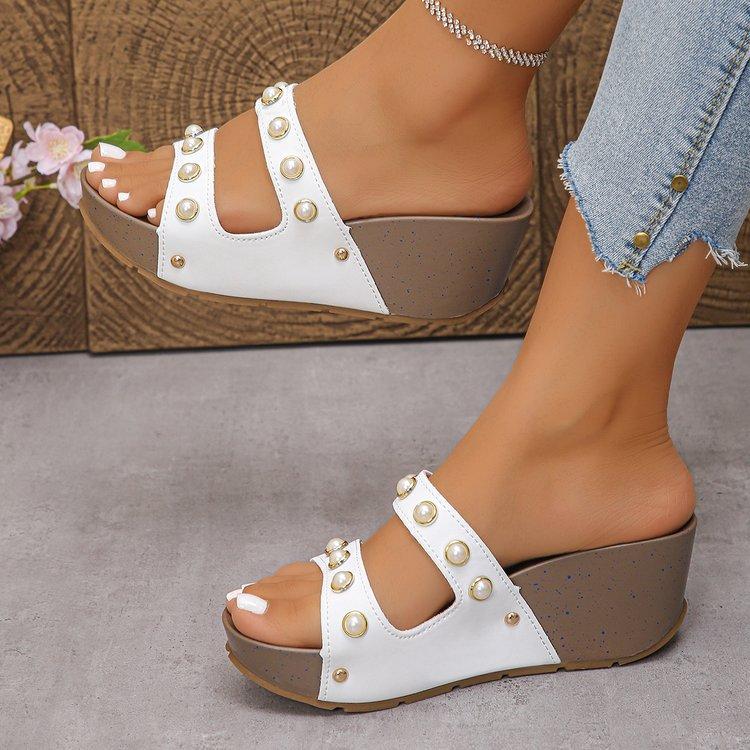 Fashion Summer New Slip on Pearl Decoration Thick Bottom Non-slip Women's Sandals Simple Fashion Lightweight and Casual Wedge Slippers