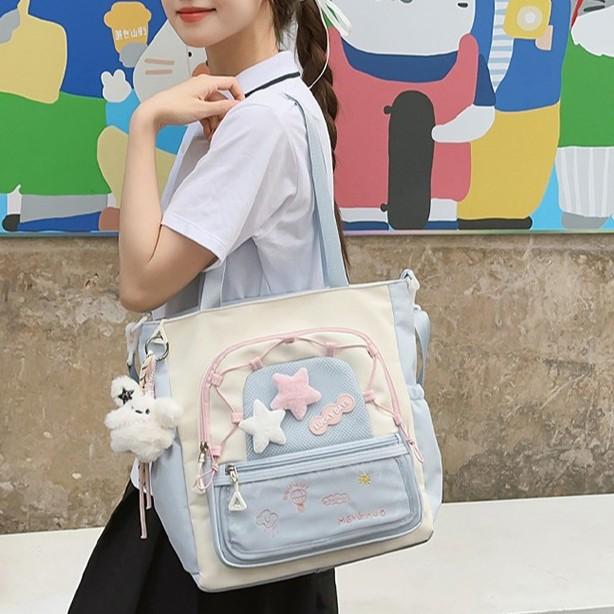 Large capacity Girl Messenger Bag Korean Joker Junior High School Students' Class Tutoring Handbag Leisure Joker Shoulder Bag.