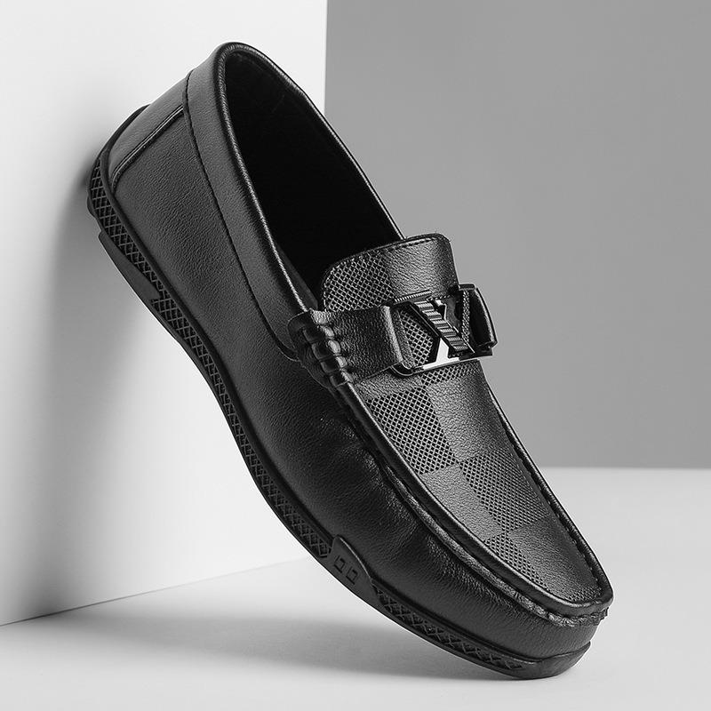 

Spring new men s Doudou shoes one foot casual leather shoes soft sole breathable fashion business men 44