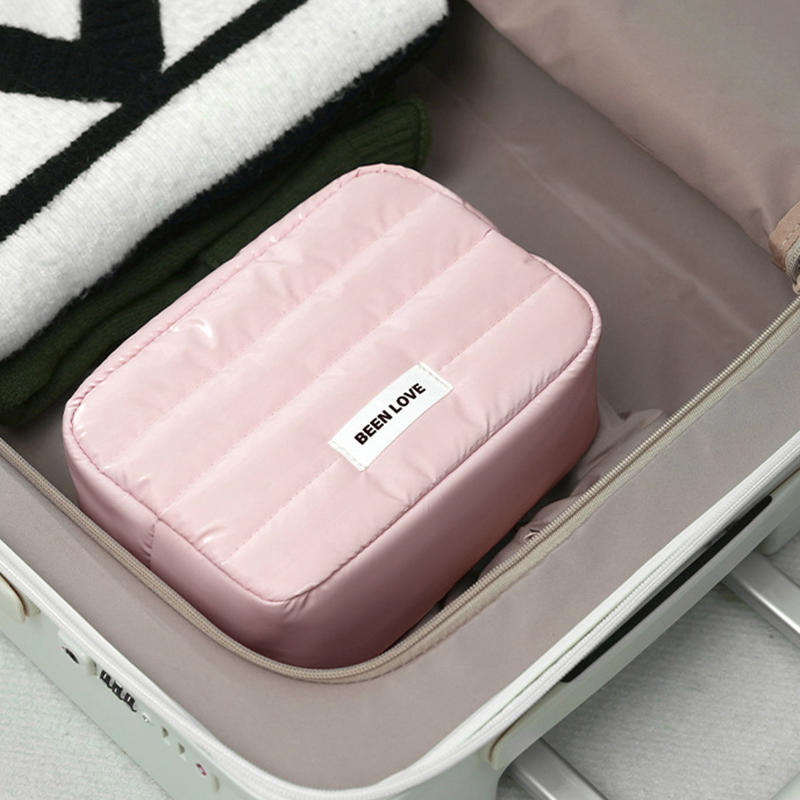 Make Up Bag Large Capacity Waterproof Makeup Handbag Travel Cosmetic Toiletry Storage Pouch Elegant Ladies Square Zipper Bag