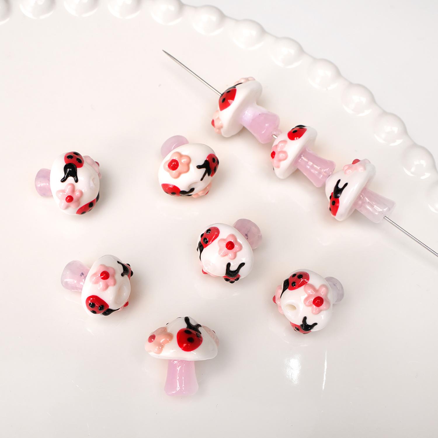 

Расписанные вручную грибные глазурованные бусины, самодельные бисерные украшения, материалы для браслетов, сумок, ожерелий, стеклянные бусины, бусины для изготовления ювелирных изделий 1 PC