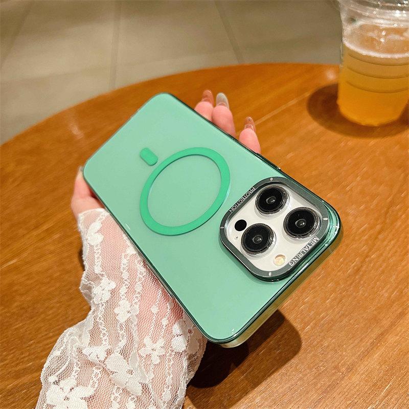 Luxury High-quality Magnetic Suction Wireless Charging HD Through-solid Color Phone Case Suitable for iPhone 14 13 12 11 Pro Max Anti-fall Cases