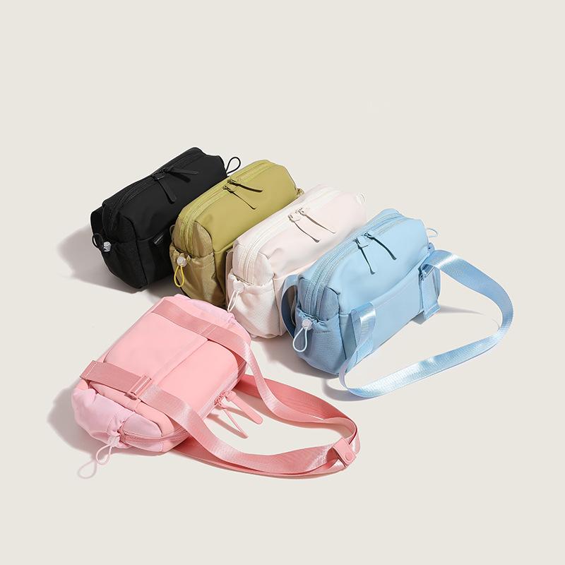 

New Handbag Fashionable Shoulder Diagonal Span Bag чорний