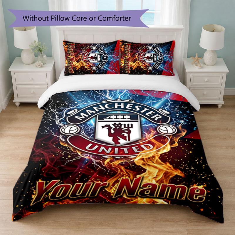Set Biancheria da Letto Personalizzato Manchester United con Nome Testo 1 Copripiumino + 2 Federe Logo Calcio Regalo Personalizzato per Occasioni Speciali Decorazione Camera da Letto
