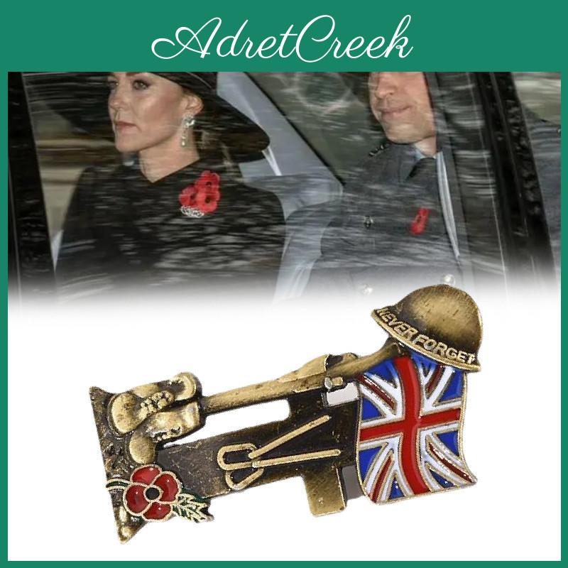 Fashionable Poppy Flower Brooch Stunning Floral Accent Pin For Unisex Wearers