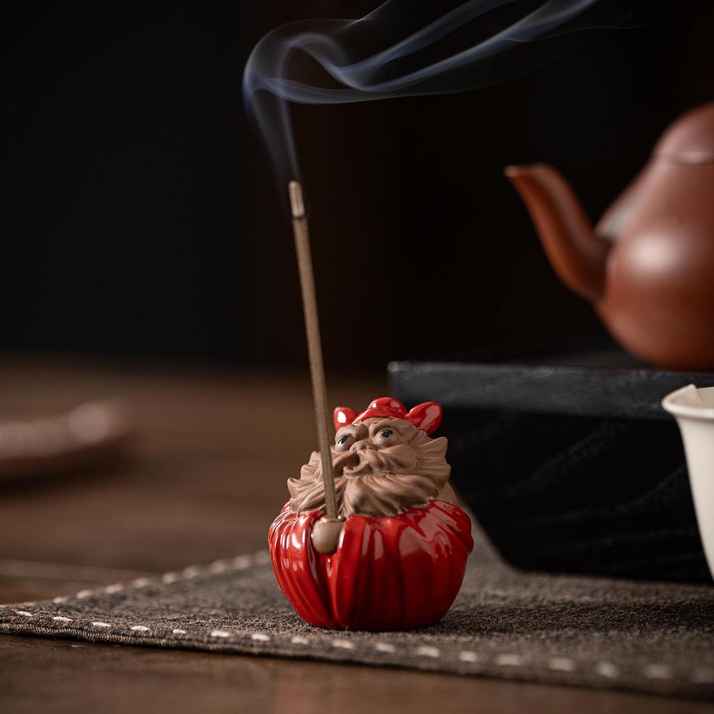 Zhong Kui Ceramic Incense Burner and Holder for Indoor Use - Tea Table Ornament