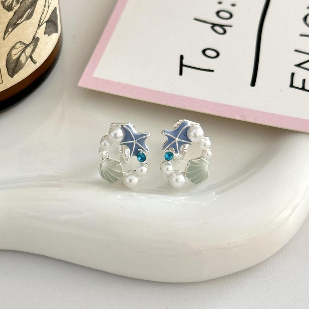 Starfish Seashell Pearl Earrings Clip-On, No Piercing Needed, Unique Design for Women