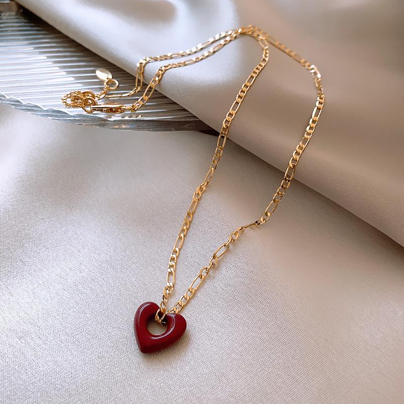 

European & American Trend Retro Red Heart Titanium Steel Women s Necklace