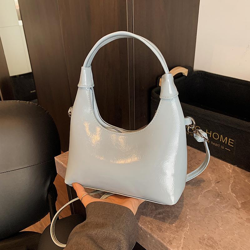 

Сумка-бант в иностранном стиле, женская, новая 2025 года, корейская версия, ins сумка-мессенджер, модная сумка через плечо для通勤