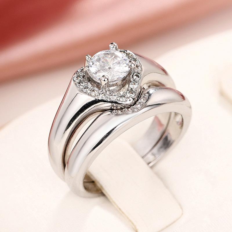 Princess love four-claw inlaid ring, light luxury old money wind geometric ring