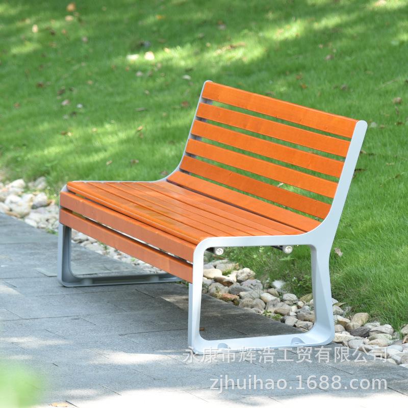 Cast Aluminum Park Bench with Solid Wood Backrest for Outdoor Courtyard