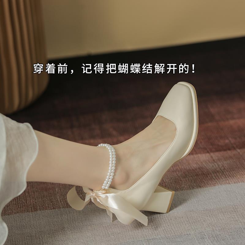 

High heels women 2024 new bow fairy wind middle heel thick heel girl square head French Mary Jane single shoes women 34