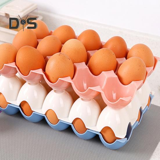 HOW-E 2Pcs Eggs Rack Multi-Color Reusable Plastic 15 Grids Eggs Storage Plate for Kitchen