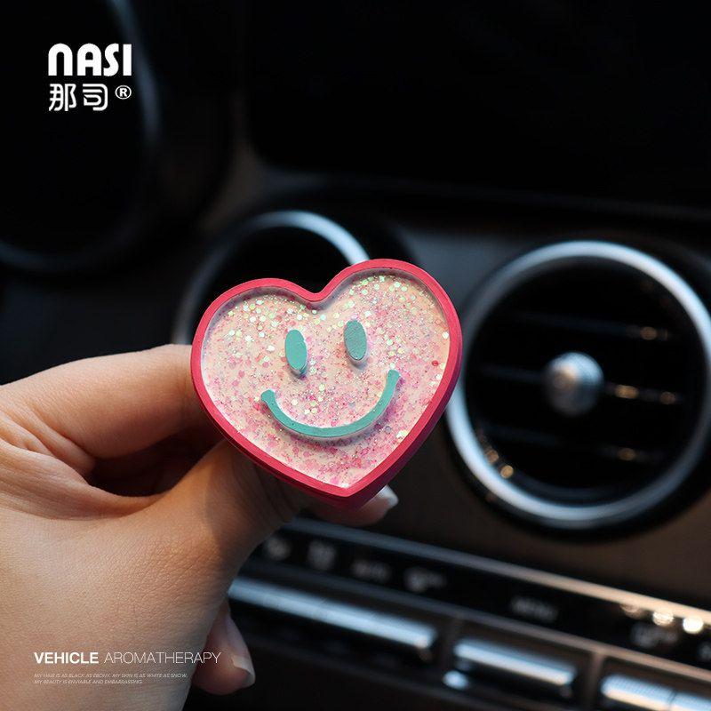 Strawberry Bear Car Perfume Aromatherapy Diffuser Stone for Car Air Vent Cute Cartoon Car Decoration Accessories Collection