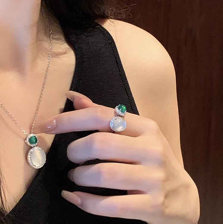 Vintage Light Luxury White and Green Chalcedony Cabochon Ring with Diamonds - National Tide New Chinese Style.