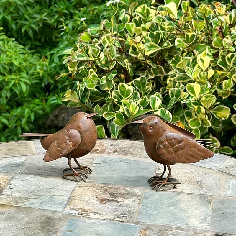 Vintage železná ptačí socha Ručně vyráběné zahradní dekorace s výraznýma očima Pro venkovní použití, terasu, trávník, vnitřní použití, Perfektní dárek