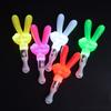 Renkli Işıklı Çubuk Barış İşareti Şeklinde Yanıp Sönen Işıklı Çubuklar 3 Aydınlatma Modu ile Partiler Konser Kutlamaları için Işıklı Asa Çubukları