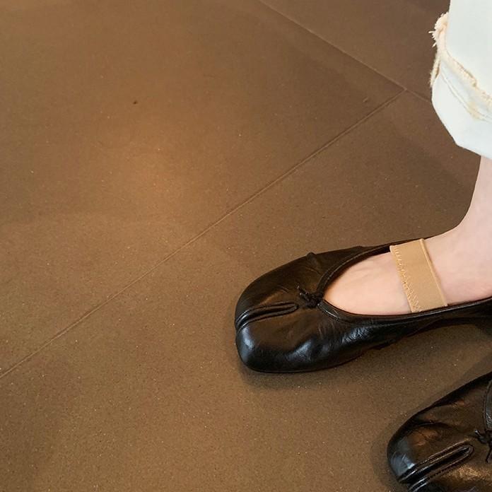 Sheepskin version~ Beautiful one-word leather split-toed shoes women's spring soft-soled ballet shoes small heels Mary Jane single shoes