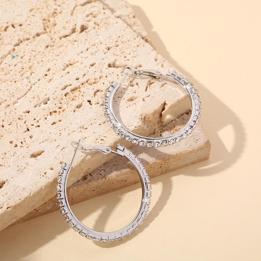 European & American High-End Diamond Ear Cuff Earrings Set - Women's Simple Circle Design (3 Pairs: Large, Medium, Small)