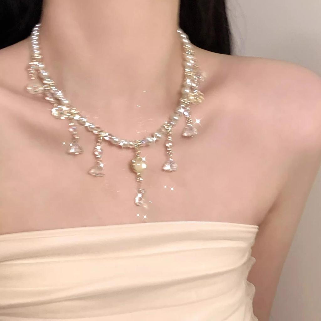 Vintage Pearl Tassel Necklace: High-End Retro Crystal Beaded Pendant with Niche Design Clavicle Chain for Women