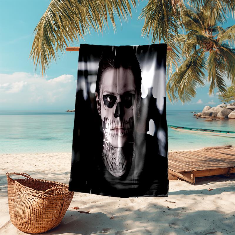 Beach Towel with Evan Peters2 Pattern - soft,absorbent,machine washable Lightweight&Modern,swimming,Travel Essentials
