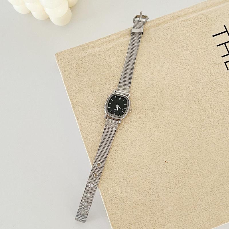 Watch Female Student Retro Square Small Simple Fashion Style College Niche Quartz Watch