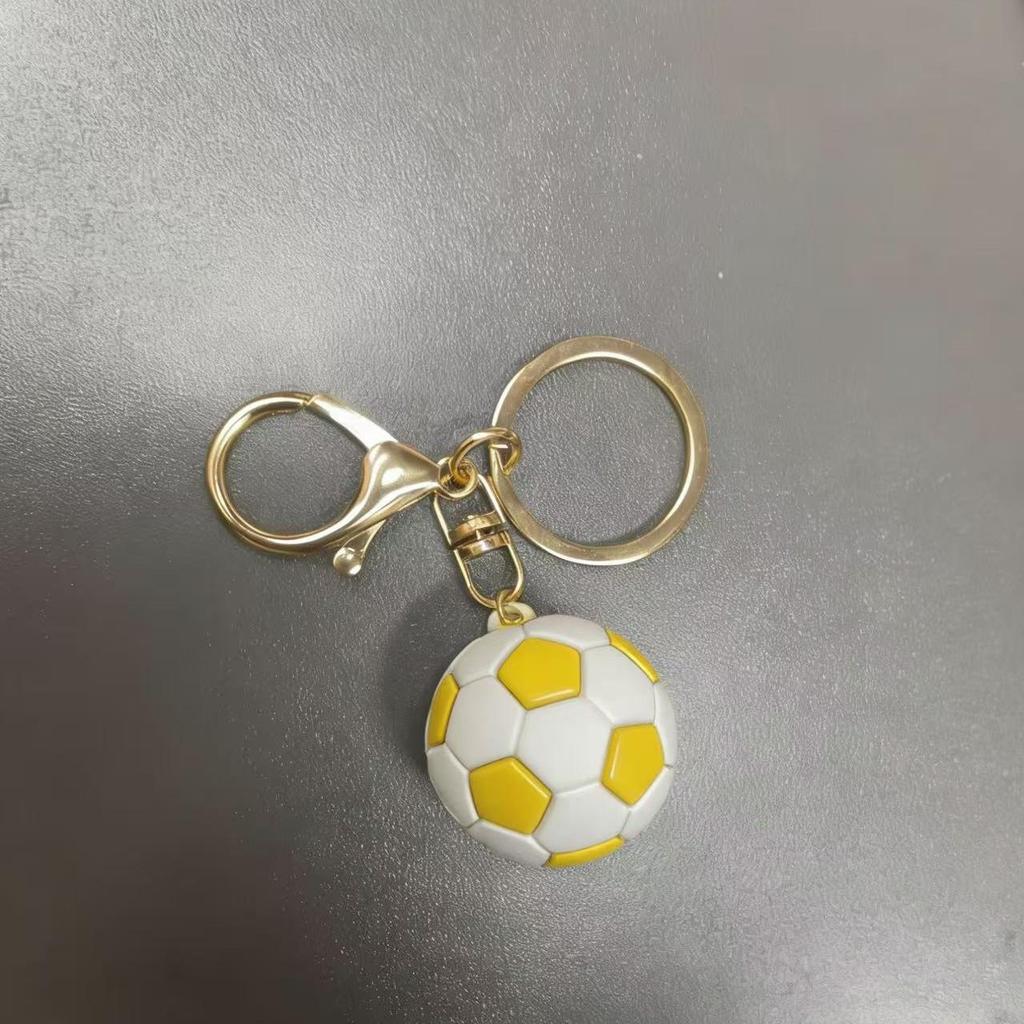 3D Football Keychain: World Cup League Commemorative Pendant for Couples, Backpacks, and Gifts