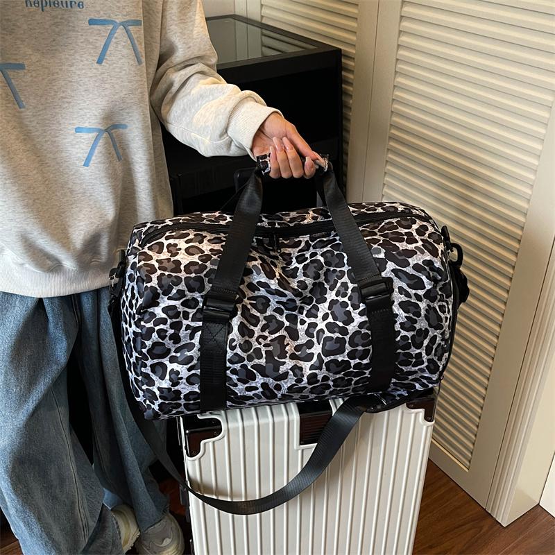 Large Capacity Leopard Print Travel Duffel Bag with Multiple Compartments, Shoe Compartment, Durable Nylon Casual Sports Gym Bag for Women