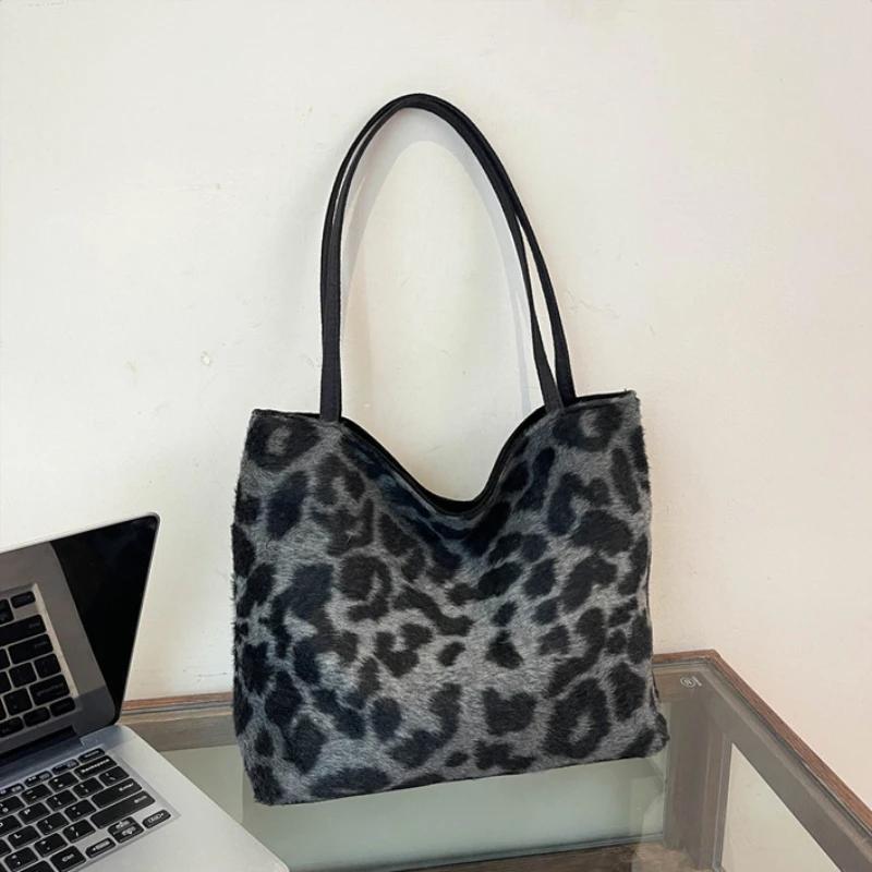 Fashionable Retro Women Tote Bags Versatile Leopard Print Crossbody Bag for Women Purse and Handbags Shopping Bags