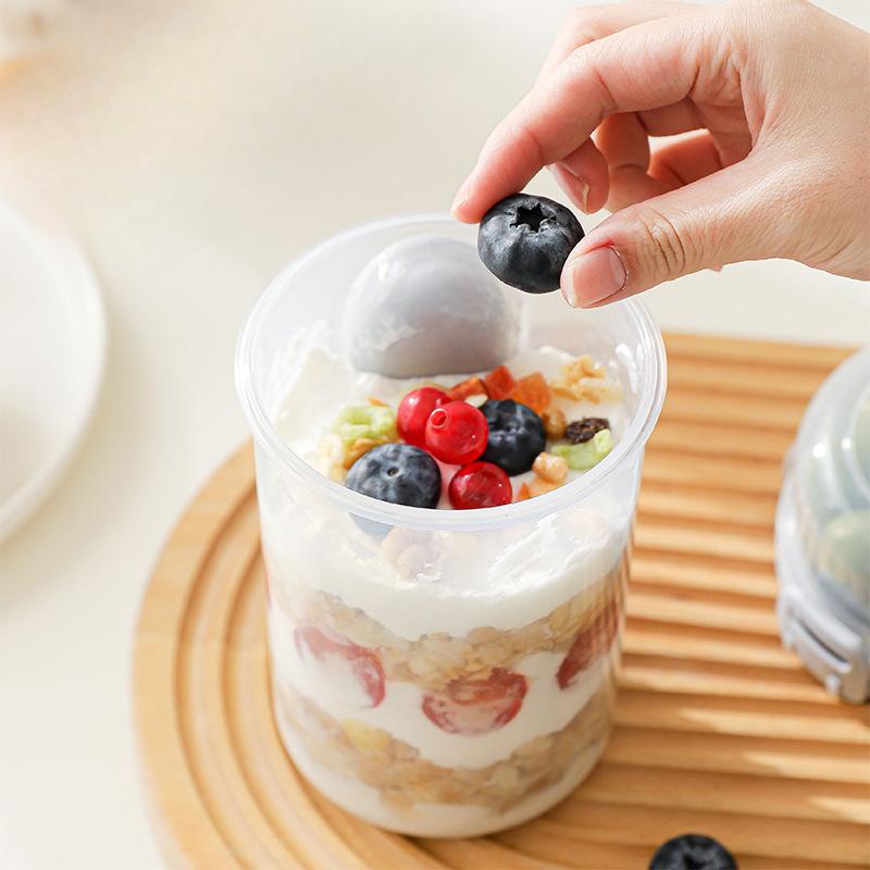 Portable Double-layer Salad Cup, Breakfast with Sealed and Leak-proof Plastic Cup, Student Lunch Box with Spoon and Lid