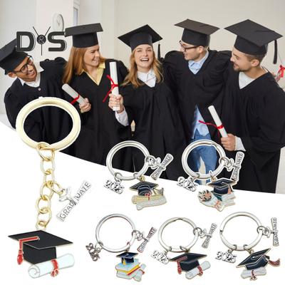 Portachiavi Tocco di Laurea Metallo Pesante Laureati Classe 2025 Cappello da Laureato Portachiavi Supporto Decorazione Appesa Borsa Zaino