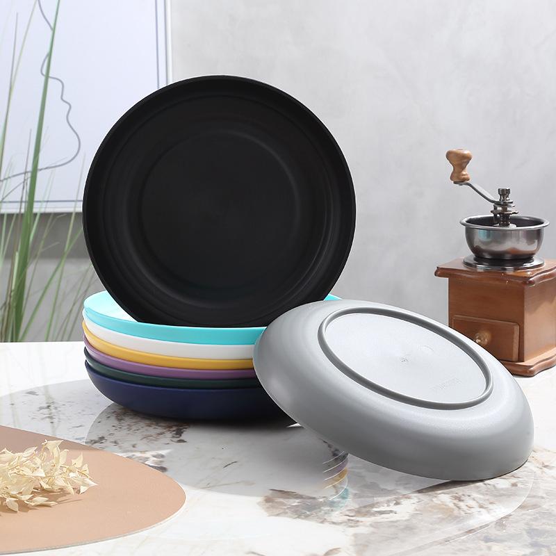 Durable Picnic Tableware Plates Set of 4 Reusable Plastic for Camping Outdoor Beach Barbecue Party