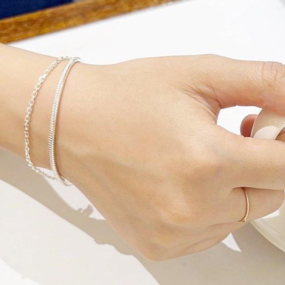 Snake 2.5mm Silver Bracelet Men Women Snake Chain Unique Sterling Silver Couples Burden-Free