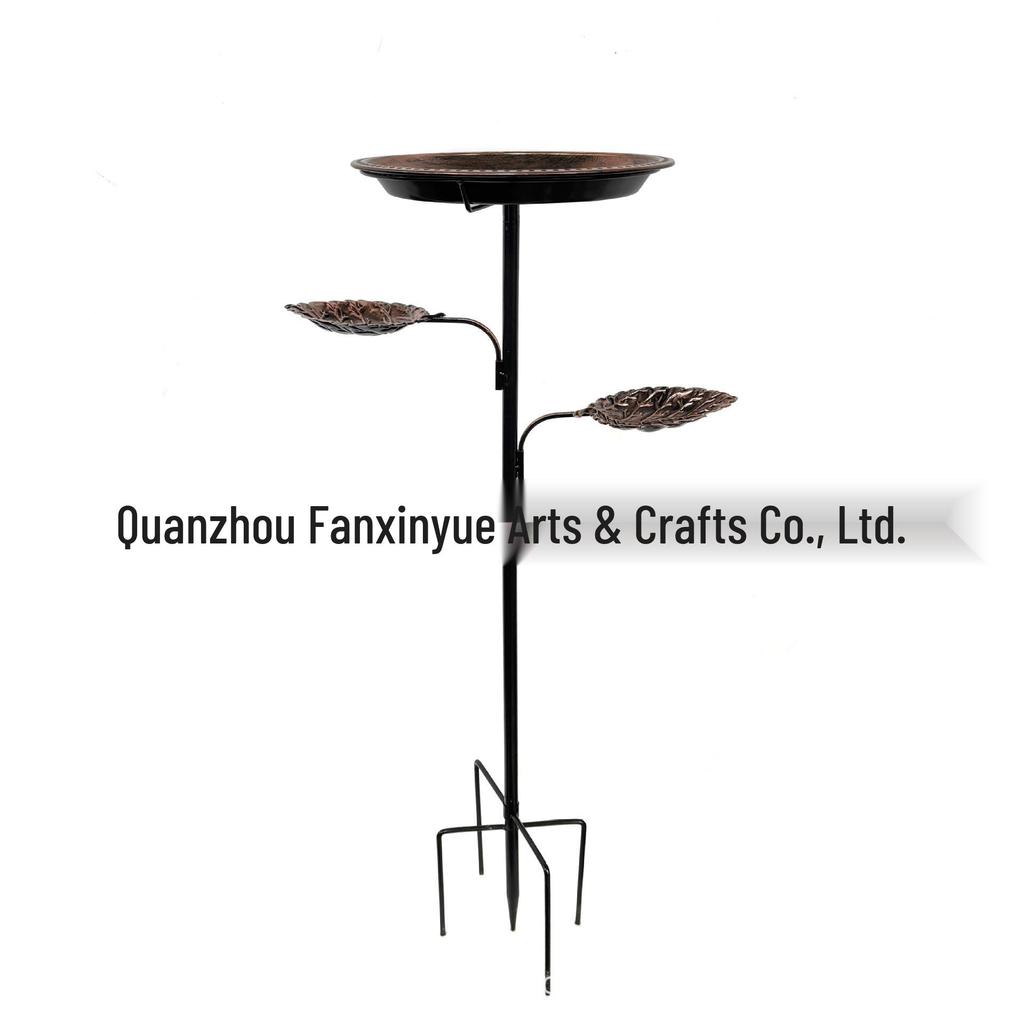 Wrought Iron Leaf-Shaped Bird Feeder & Bath Stake for Outdoor Gardens
