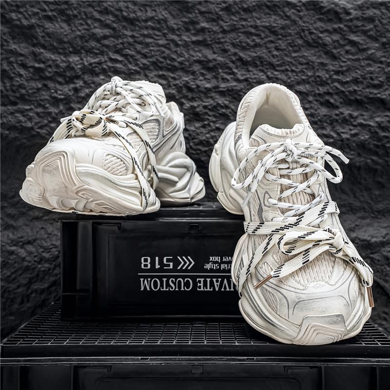 Men's Korean Version Thick Soled Sneakers Are Fashionable Versatile and Trendy Street Style Men's Shoes
