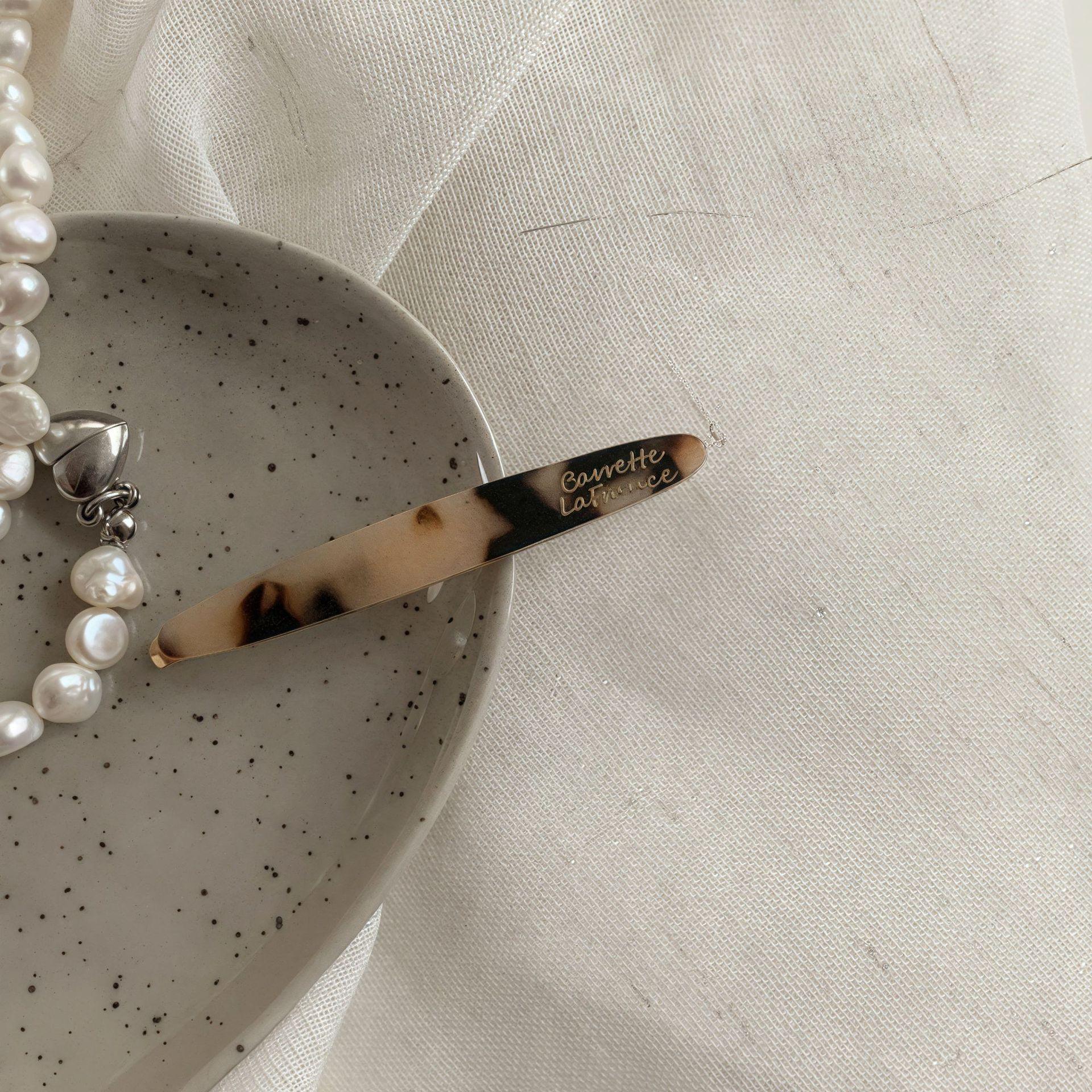 

1 шт. Ацетатная заколка для волос овальной геометрической формы для челки, женская, простая элегантная заколка-уточка, заколки-баретты, аксессуары для укладки волос