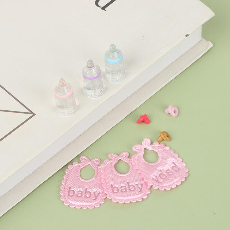 1:12 Puppenhaus Miniatur Babyflaschen Schnuller Lätzchen Set Kinderzimmer Zubehör Geschenk
