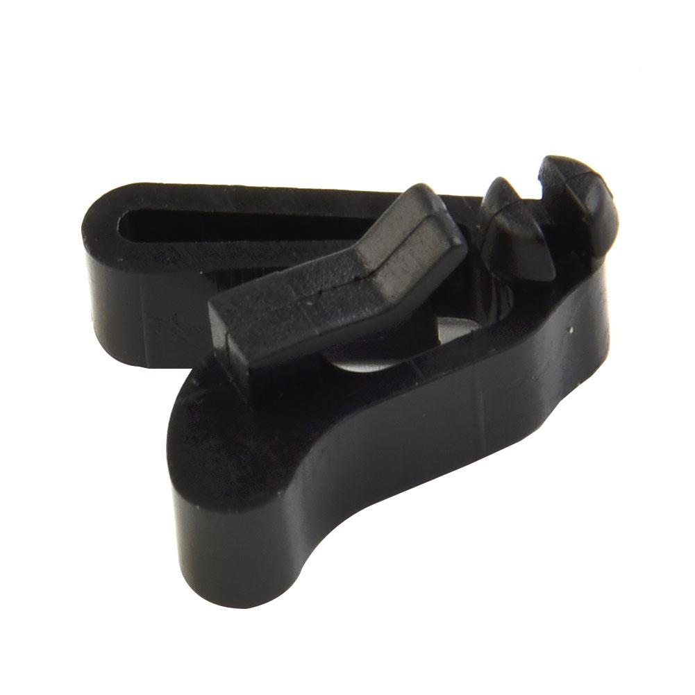1pcs RETAINING CLIP BPX700010 Black FUEL FLAP LATCH