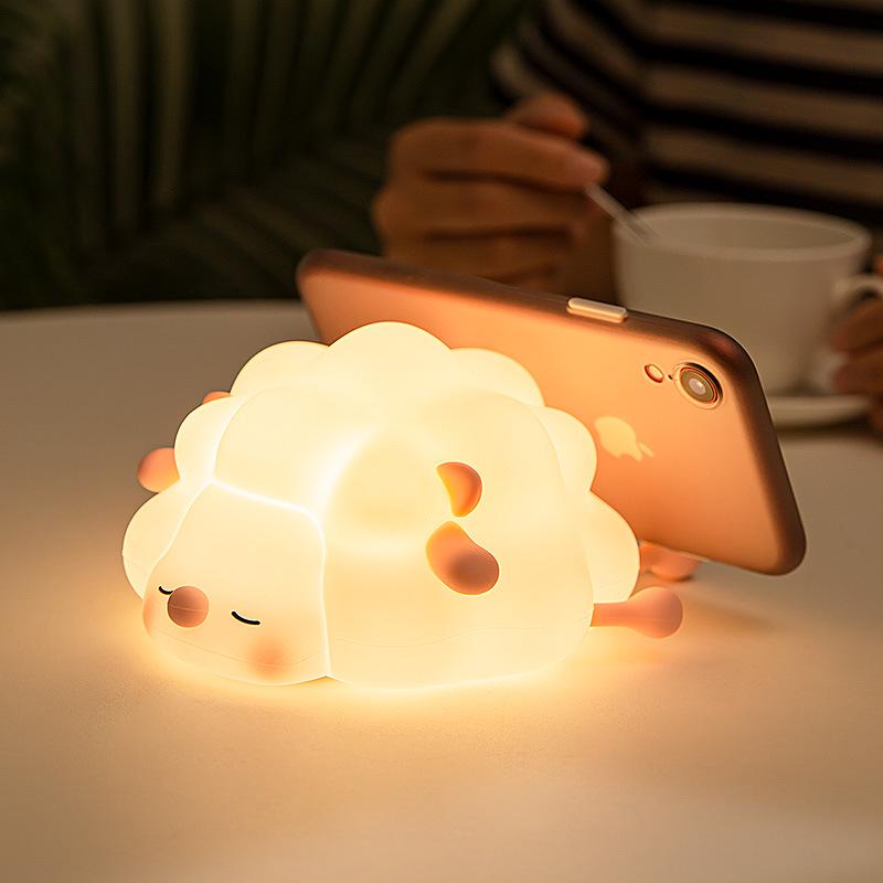 Rechargeable Silicone Night Light - Tap to Illuminate, Ideal for Bedside and Gifts