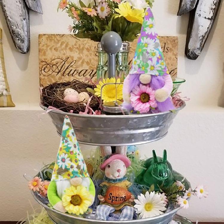 Beautiful Facelessly Gnomes Holiday Gnomes Springtimes Flower Detail Perfect for Holiday Decoration and Party Setups