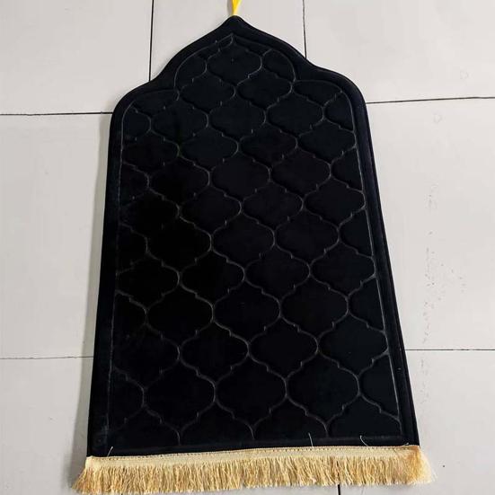 Embossed Prayer Mat Islamic Flannel Prayer Rug Portable Anti-Slip Padded