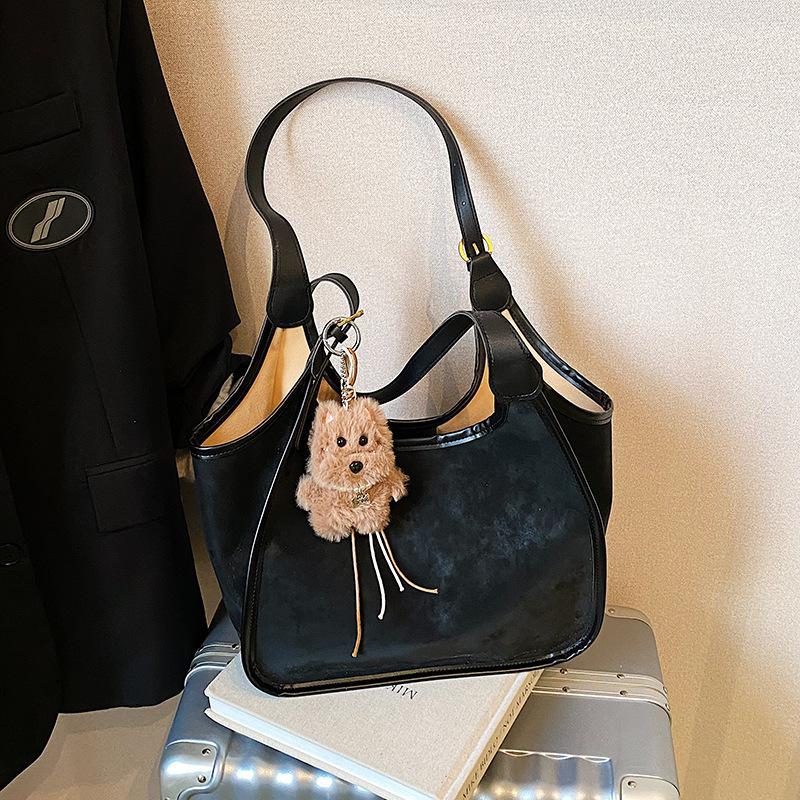 Autumn new soft waxy women's bags versatile light luxury fashion matte personalized portable underarm bags trendy shoulder bags