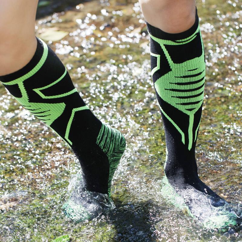 MDNG Waterproof Outdoor Performance Socks