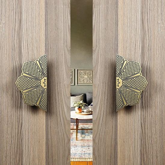 

Этнический дизайн с резьбой по цветам 20,32 см Пара латунных дверных ручек, Латунные ручки для главной двери, Стандартные, Упаковка из 2 штук