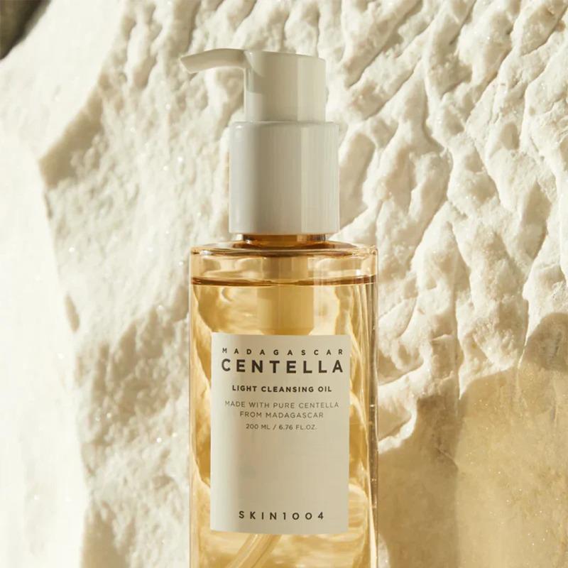 SKIN1004 Madagascar Centella Light Cleansing Oil 200ml