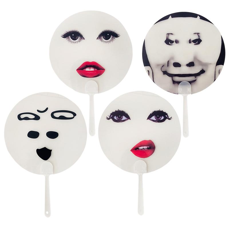 New Funny Expression Parody Abstract Fan Creative Transparent Round Hand Fan Travel Photo Fan Props For Party Favors Novel Gift